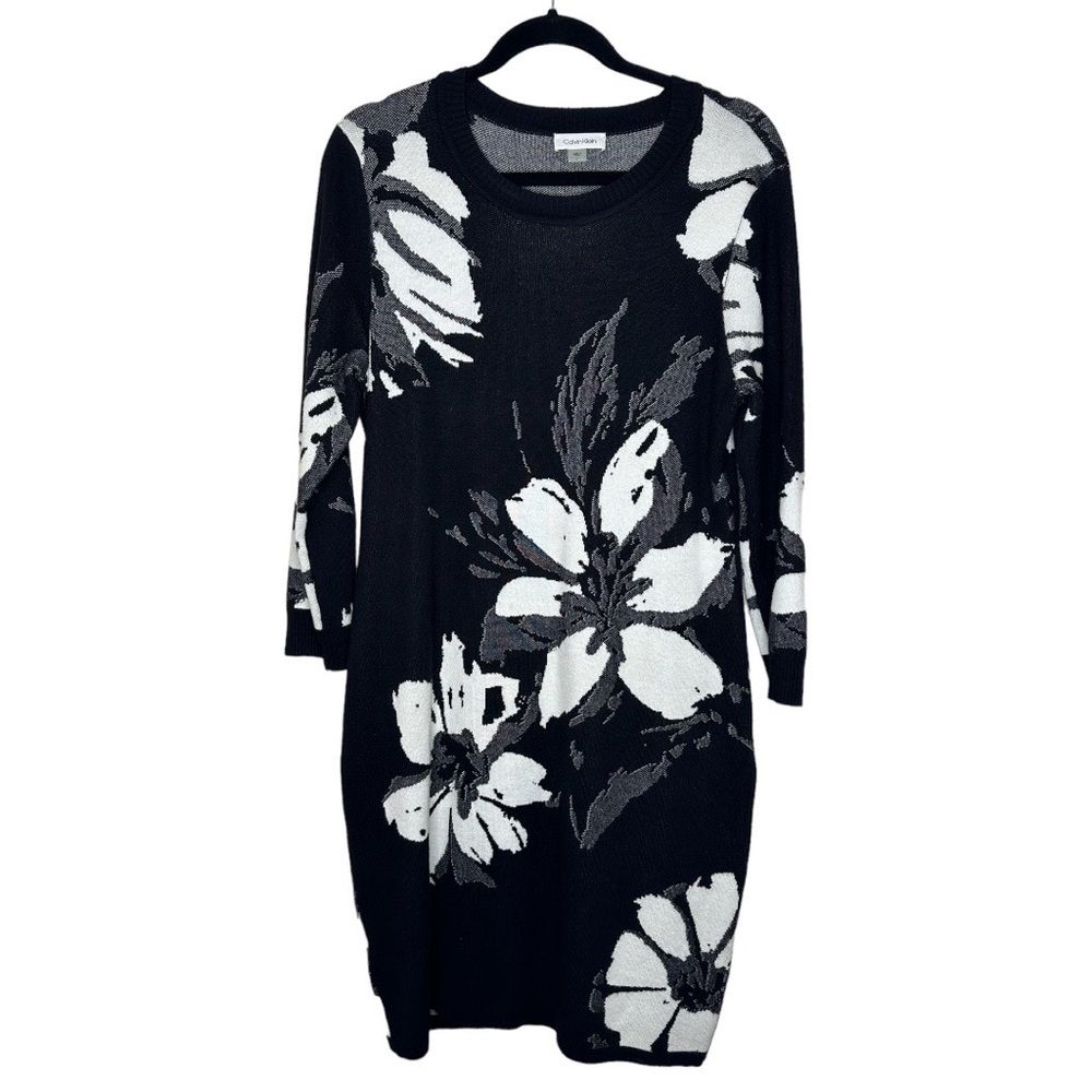 Preowned Calvin Klein thick knit floral cocktail dress